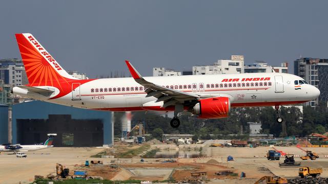 VT-EXQ:Airbus A320:Air India